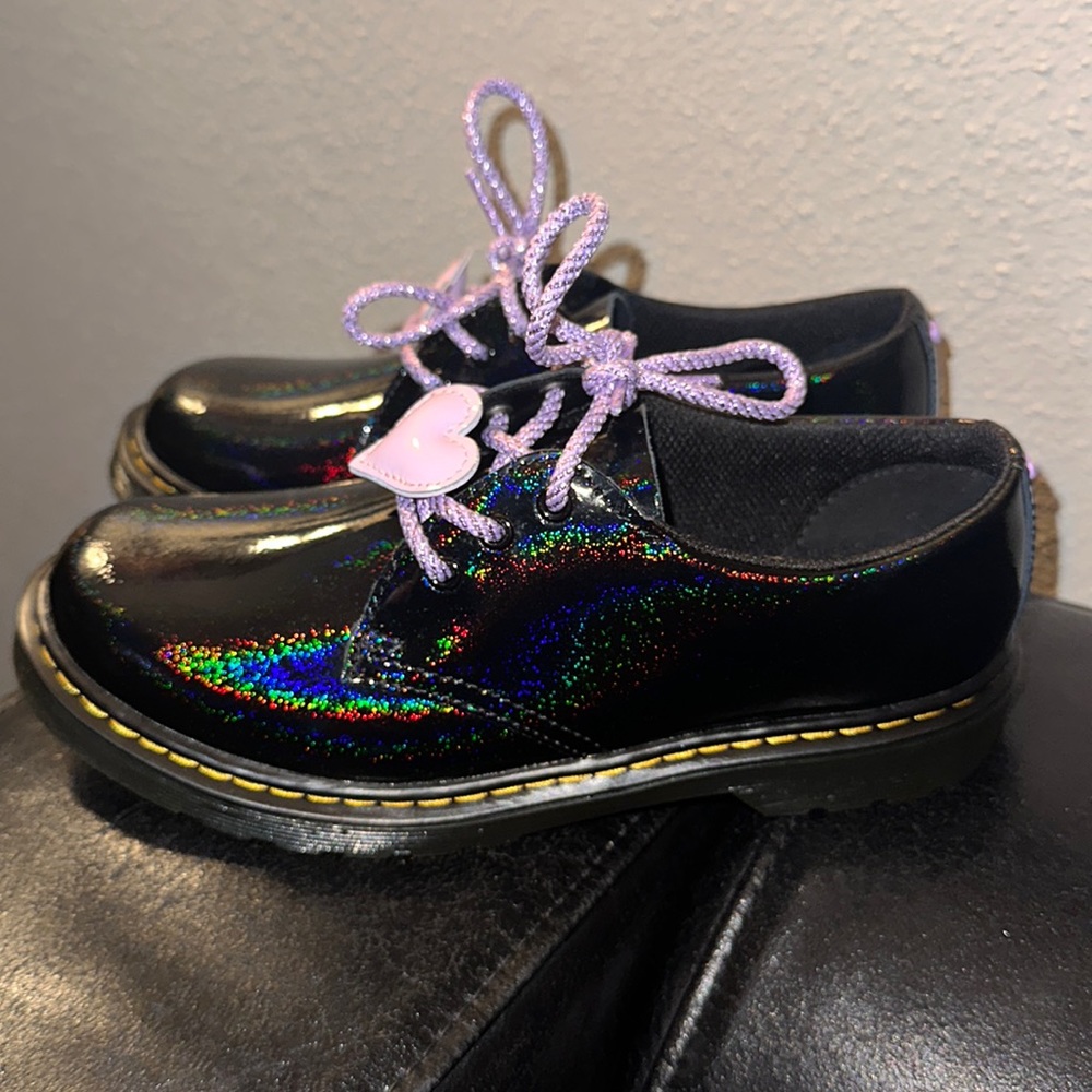Girls Shimmer Heart Dr. Martens Air Wair